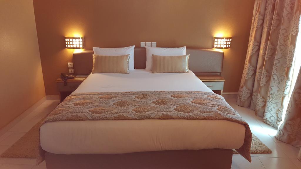 קזבלנקה Rania Belmadina Hotel מראה חיצוני תמונה