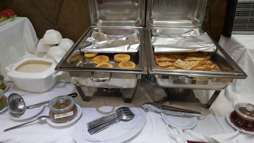 קזבלנקה Rania Belmadina Hotel מראה חיצוני תמונה
